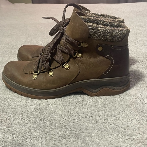Merrell Eventyr Bluff Waterproof Boots 